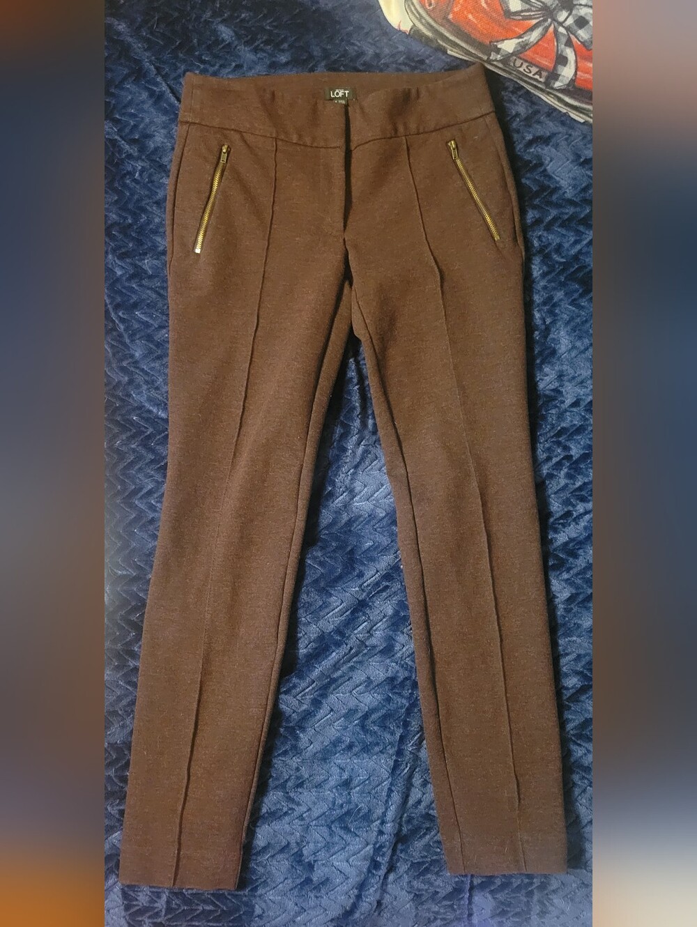 Ann Taylor LOFT Cherry/Plum Color Ponte Slim Leg Pants, Size 6